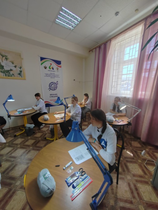 C:\Users\пк4\Desktop\Фото с Абилимпикса\2444318c-c4b9-4178-949a-12a38b10d7b3.jpg